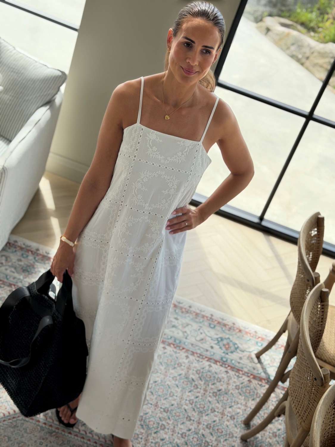 EDITED Aurelia Dress – stroppekjole med broderie anglaise