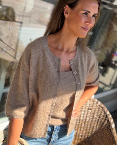 Close To My Heart Reese Cardigan – Ull- og kasjmircardigan med korte ermer