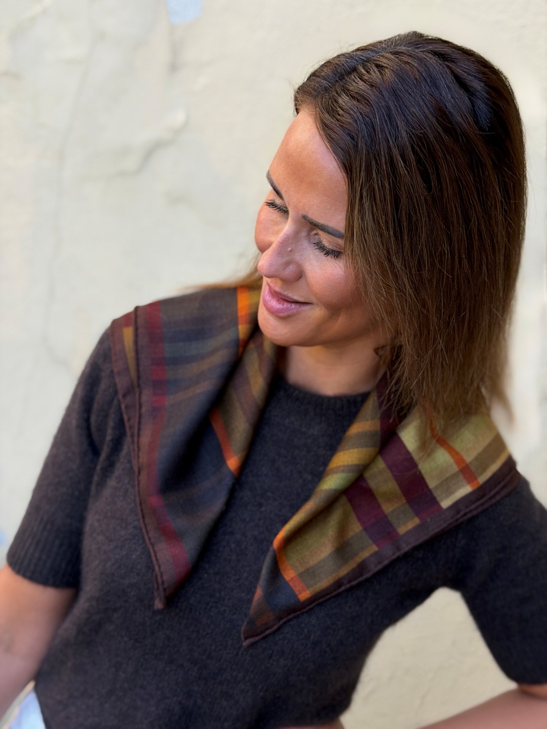 Nohr June Wool Scarf 65x65 Burgundy – Rutete ullskjerf i 100 % ull