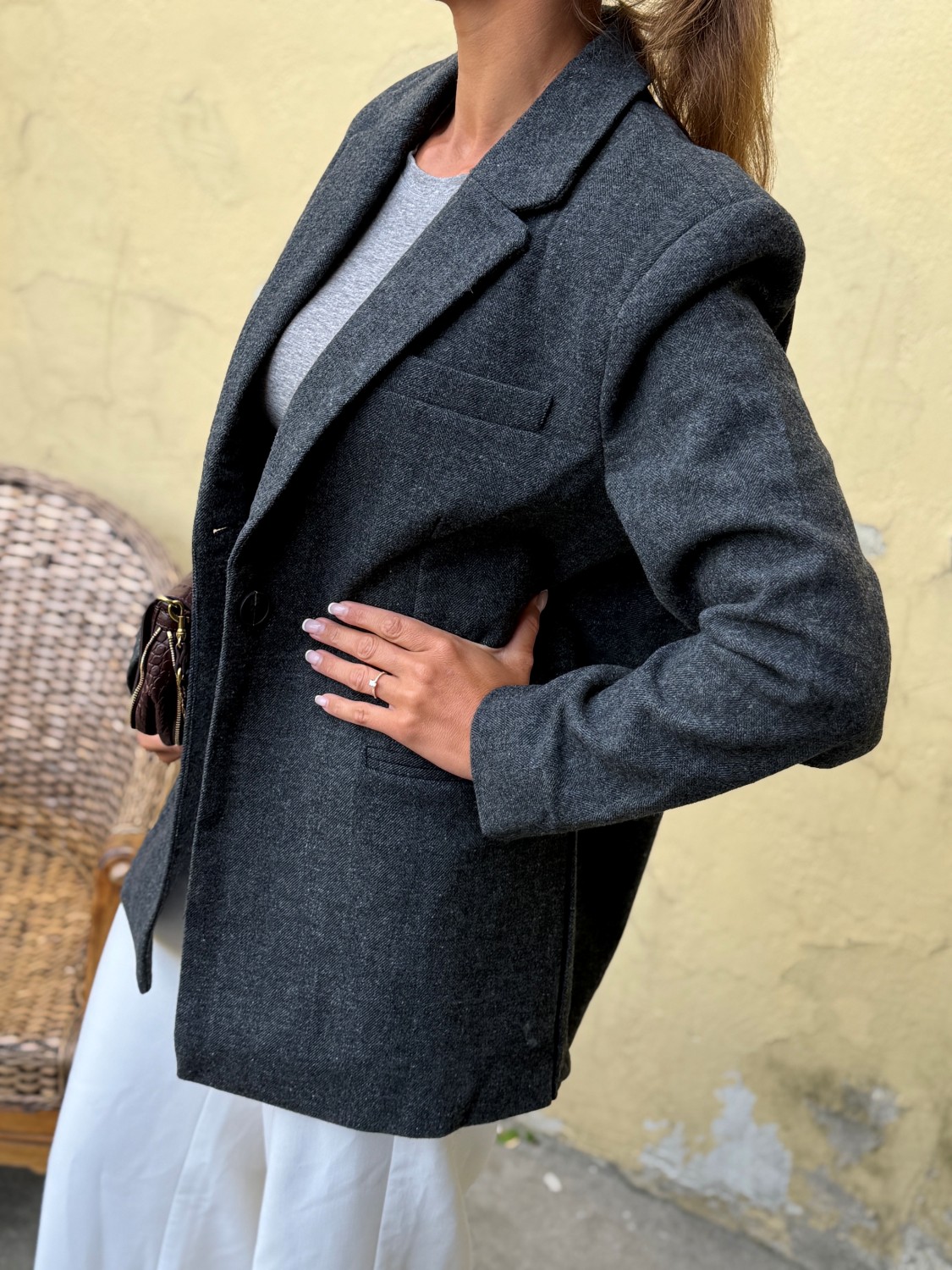 My Essential Wardrobe Layla Blazer – Klassisk blazer i ullblanding med belte