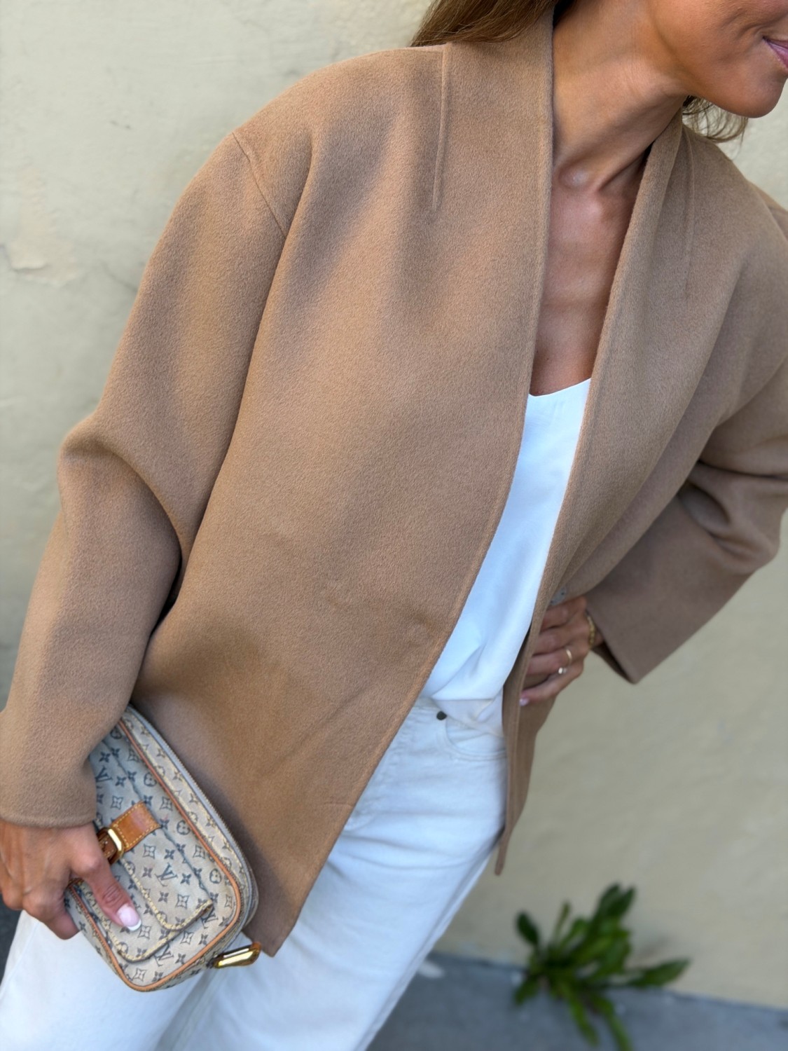 Six Ames Marla Jacket Creme Brulee – Kamelfarget overgangsjakke i ullblanding
