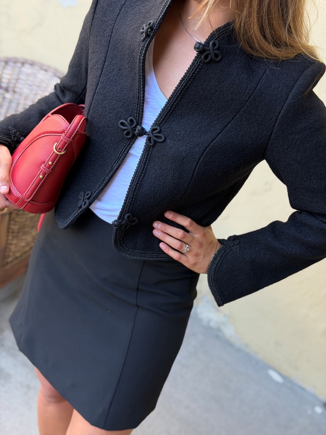 Pia Tjelta Hayden Jacket Black – Kort sort boucléjakke i ullblanding