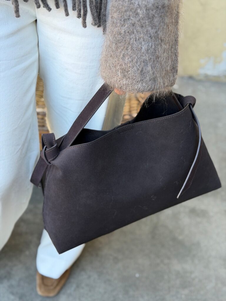 Selected Femme Stella Medium Suede Bag – Semsket skinnveske