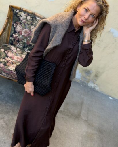 YAS Safera Long Shirt Dress Coffee Bean – Lang brun skjortekjole i viskose