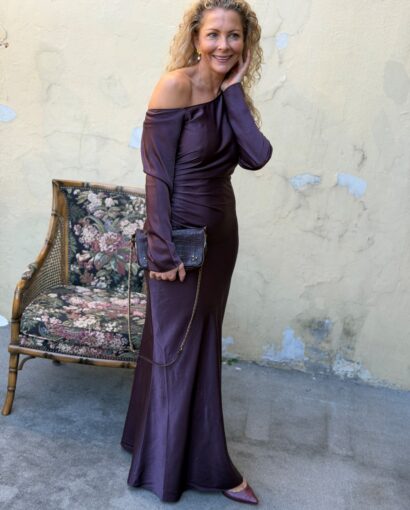 Urban Pioneers Montana Dress Plum Perfect – Plommefarget maxikjole med drapert midje