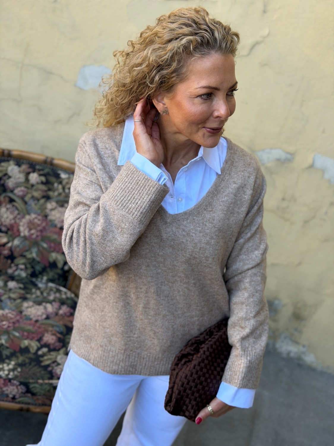 Grace & Mila Salvador V-Neck Sable – Beige genser med V-hals og lurex