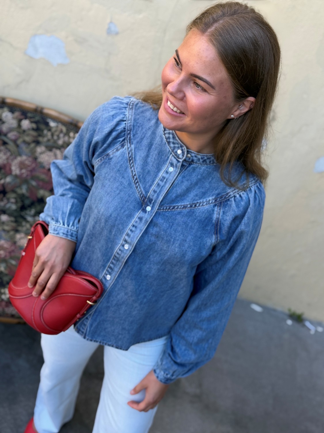 Grace & Mila Anaelle Blouse Light Blue – Lys blå denimbluse med pufferm