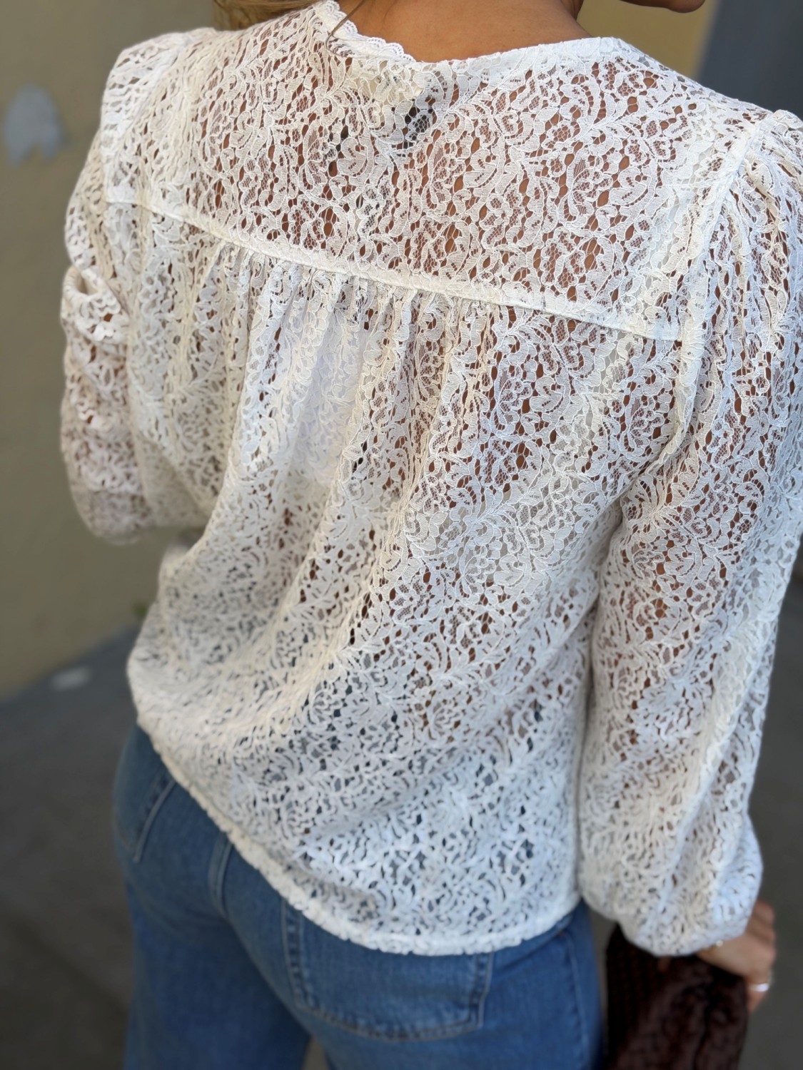 Grace & Mila Aurora Blouse Ivoire – Ivory blondebluse med lange ermer
