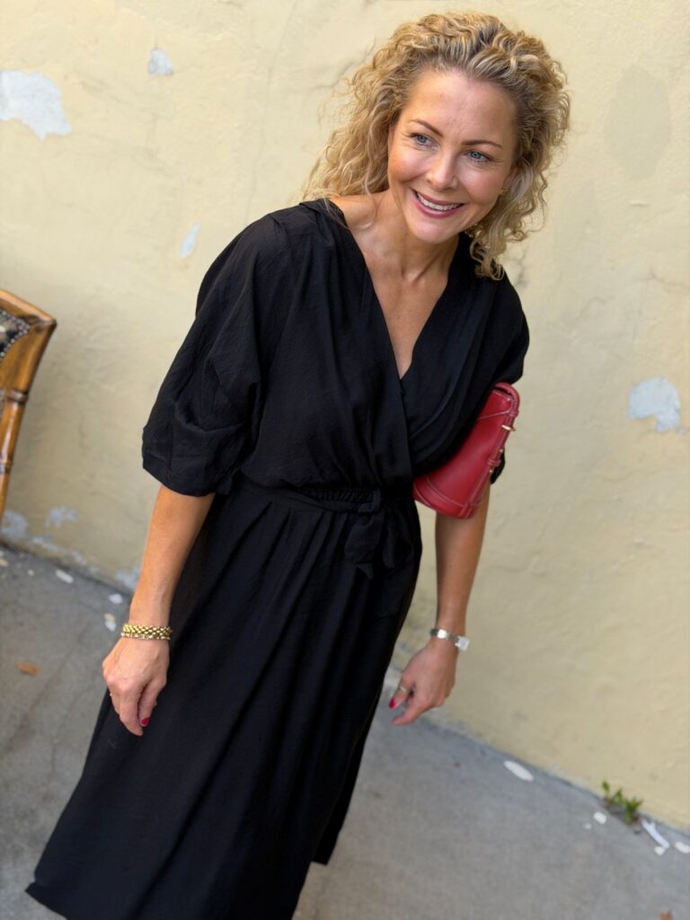 Grace & Mila Amelia Maxi Dress – Lang viskosekjole med V-hals og belte
