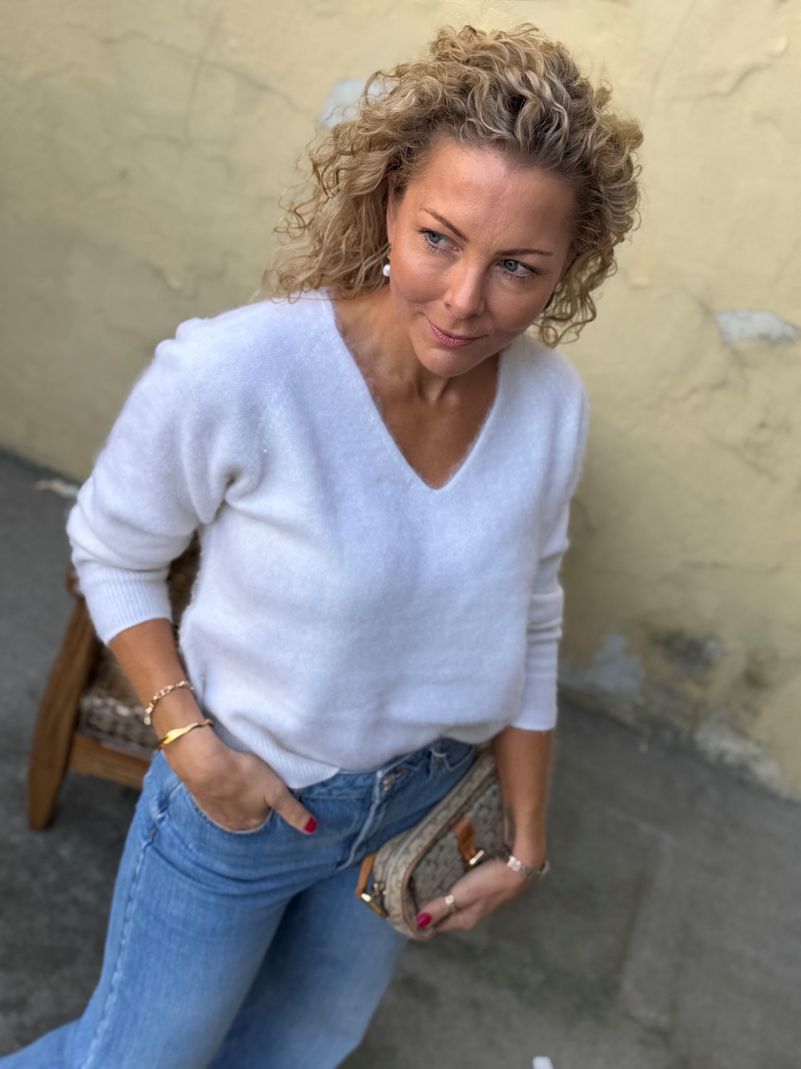 Urban Pioneers Boudica Sweater Cream – Kremfarget ullgenser med kasjmir