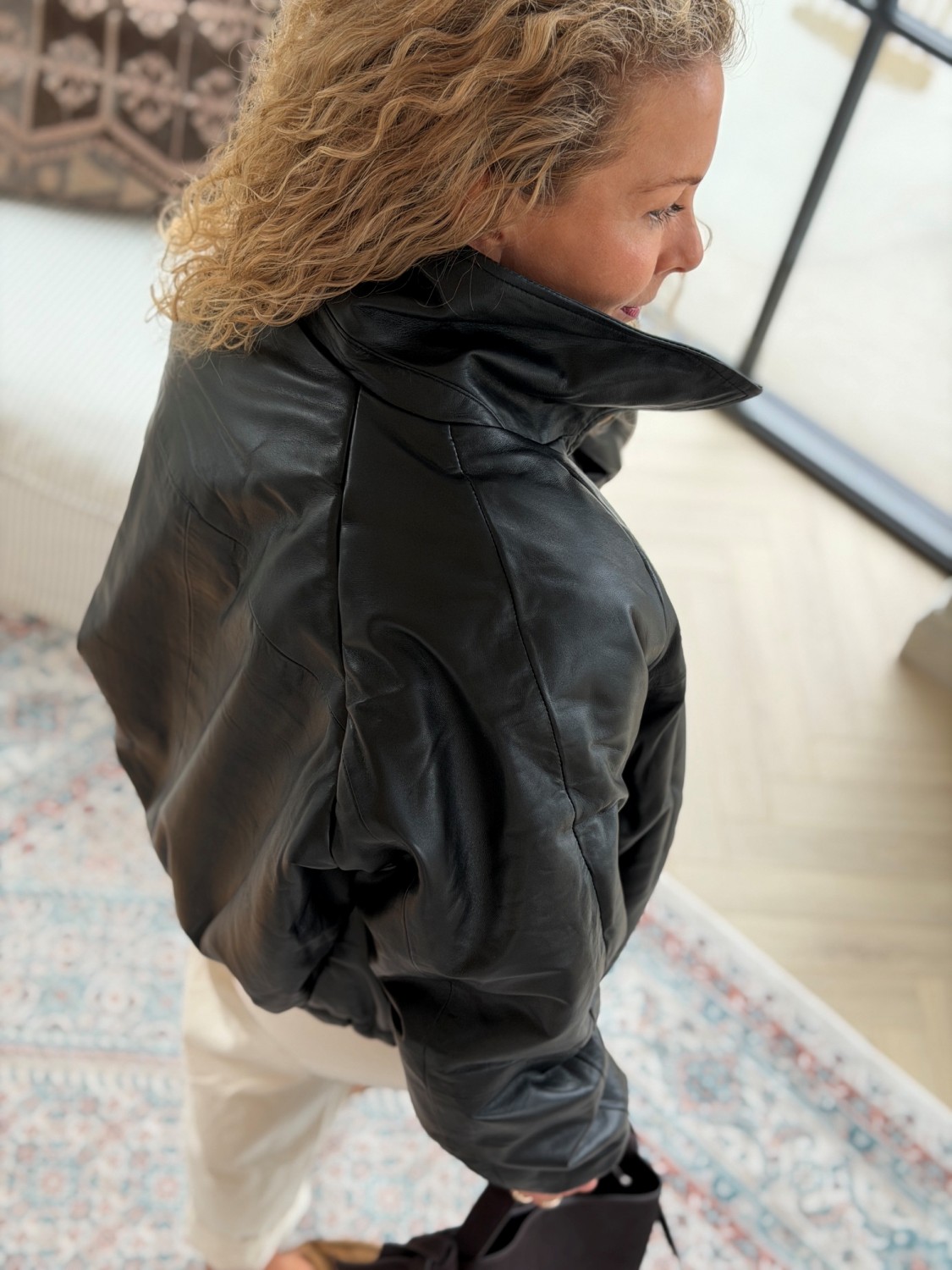 My Essential Wardrobe Luba Leather Puff Jacket – Skinnjakke med pufferm