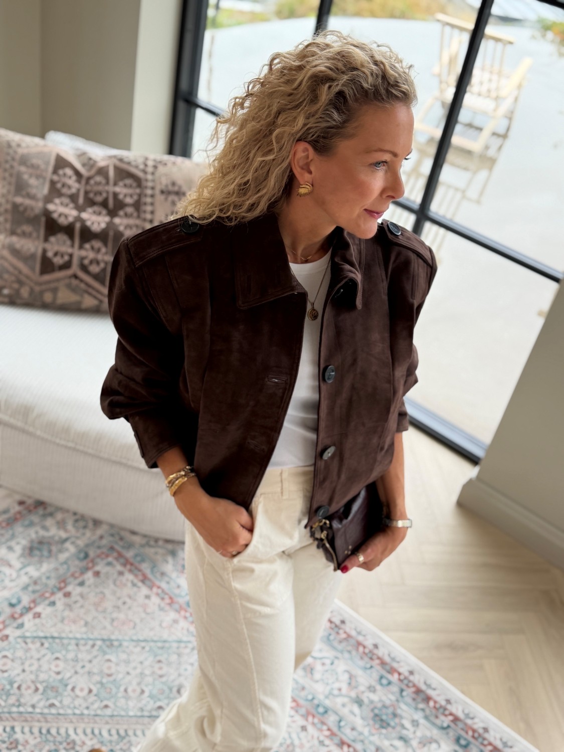 My Essential Wardrobe Petra Suede Pleat Jacket – Semsket brun skinnjakke