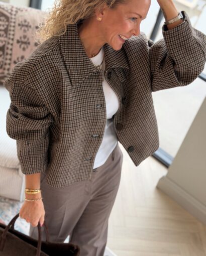 Grace & Mila Arthur Jacket Coffee – Kort rutete ulljakke