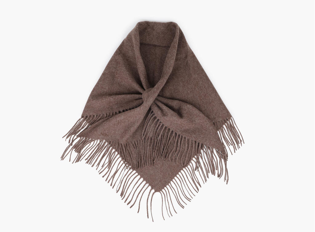 Nohr Oda Wool Triangle Scarf - Trekantskjerf i ull med frynser