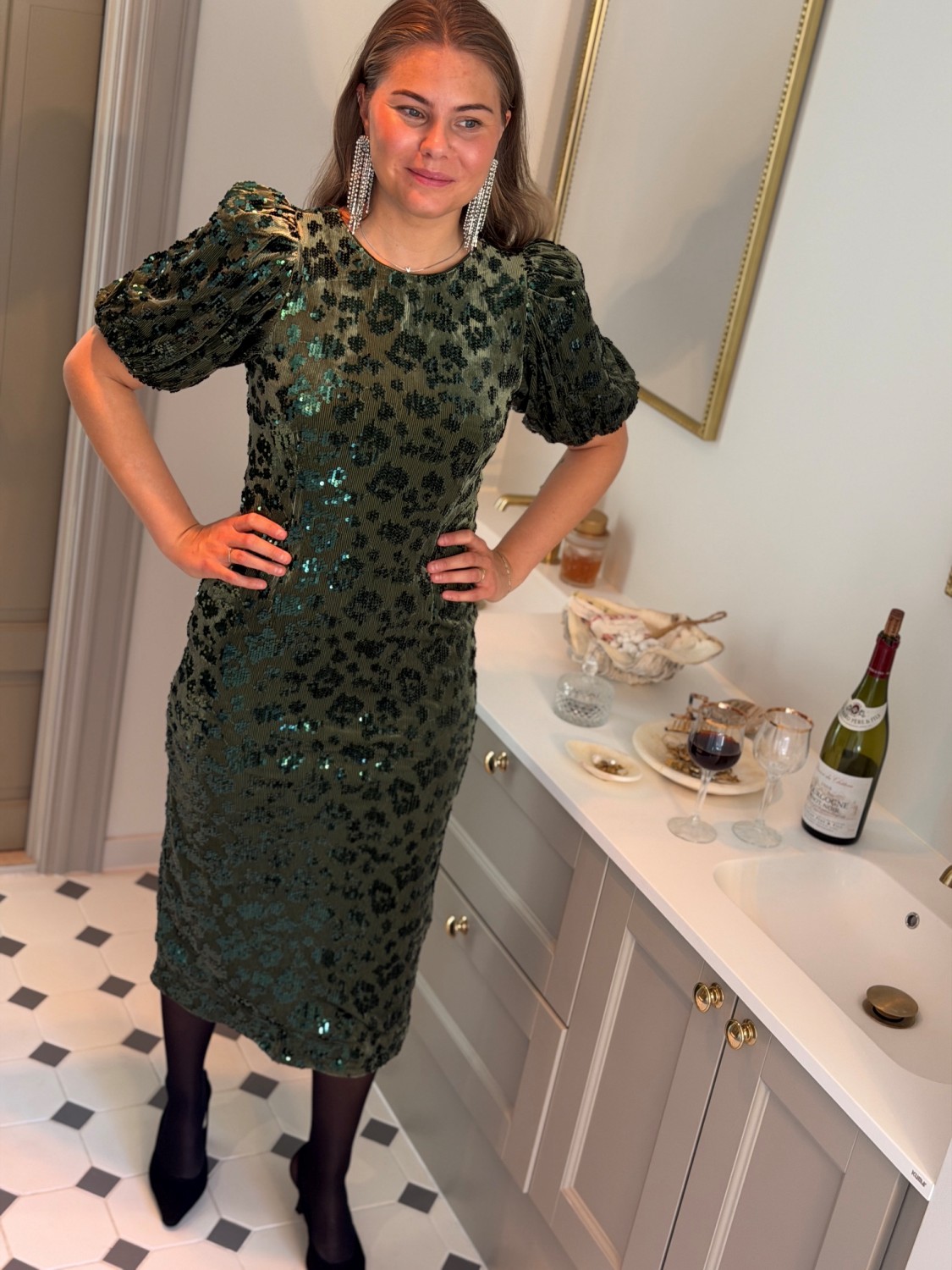 Y.A.S Sofie Sequin Midi Dress Chive – Grønn paljettkjole til fest