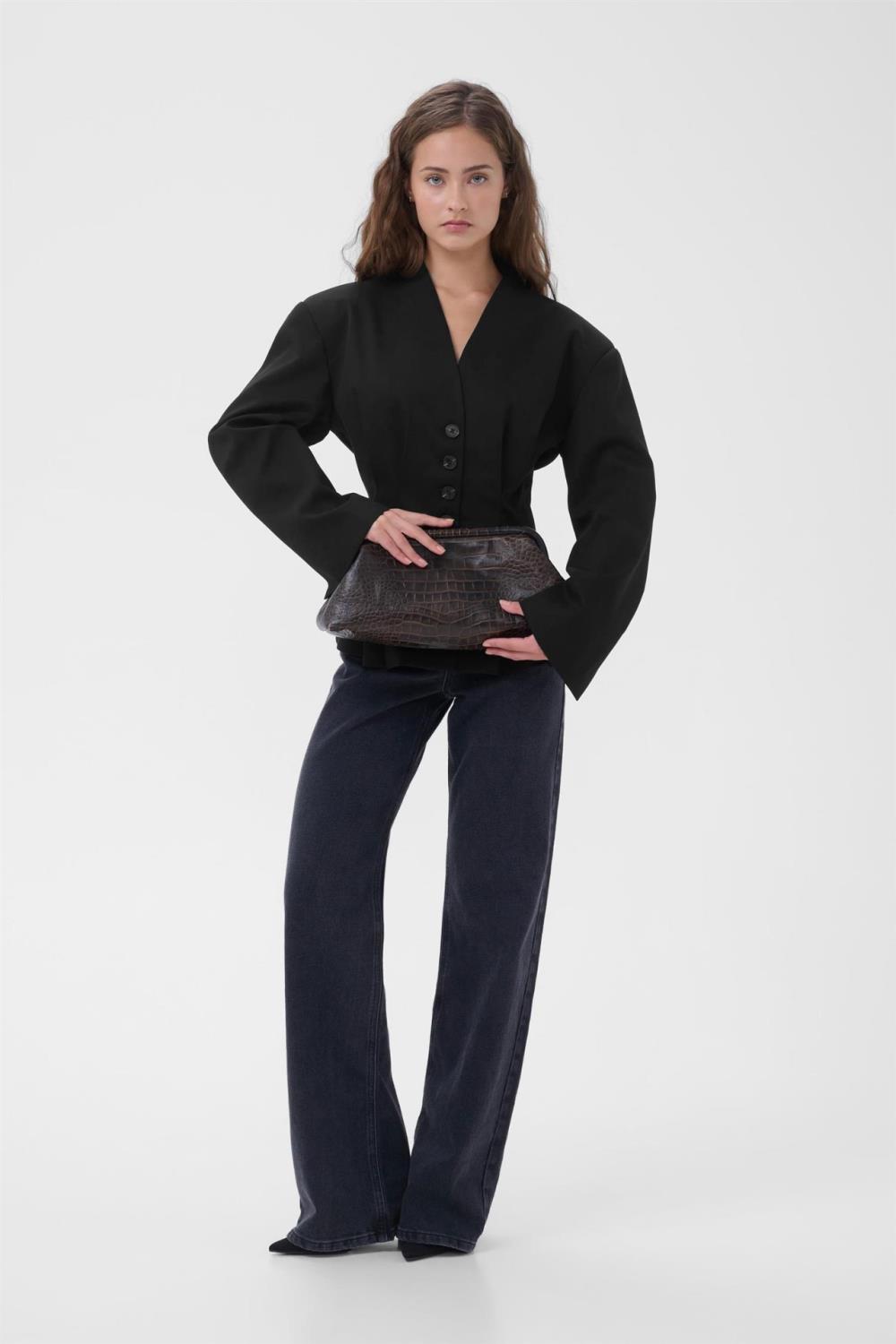 My Essential Wardrobe Evelina Shaped Blazer Black