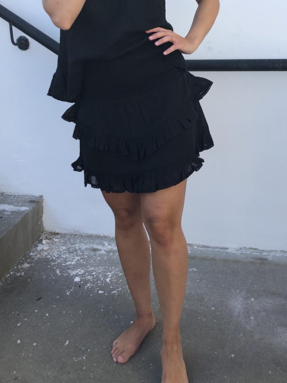 Line Solid Skirt