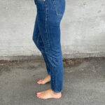 Tomorrow Denim Hepburn mom wash Bright Orlando