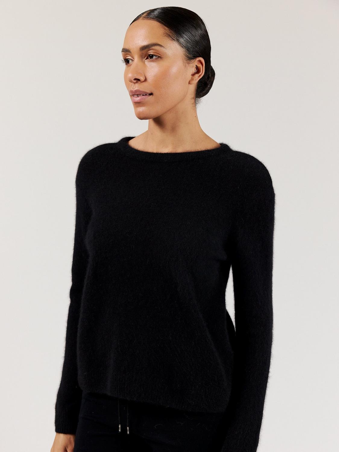 Six Ames Joie Sweater Black