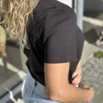 Y.A.S Sarita Neck Tee Black