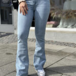Tomorrow Denim Albert Flare Wash Pula